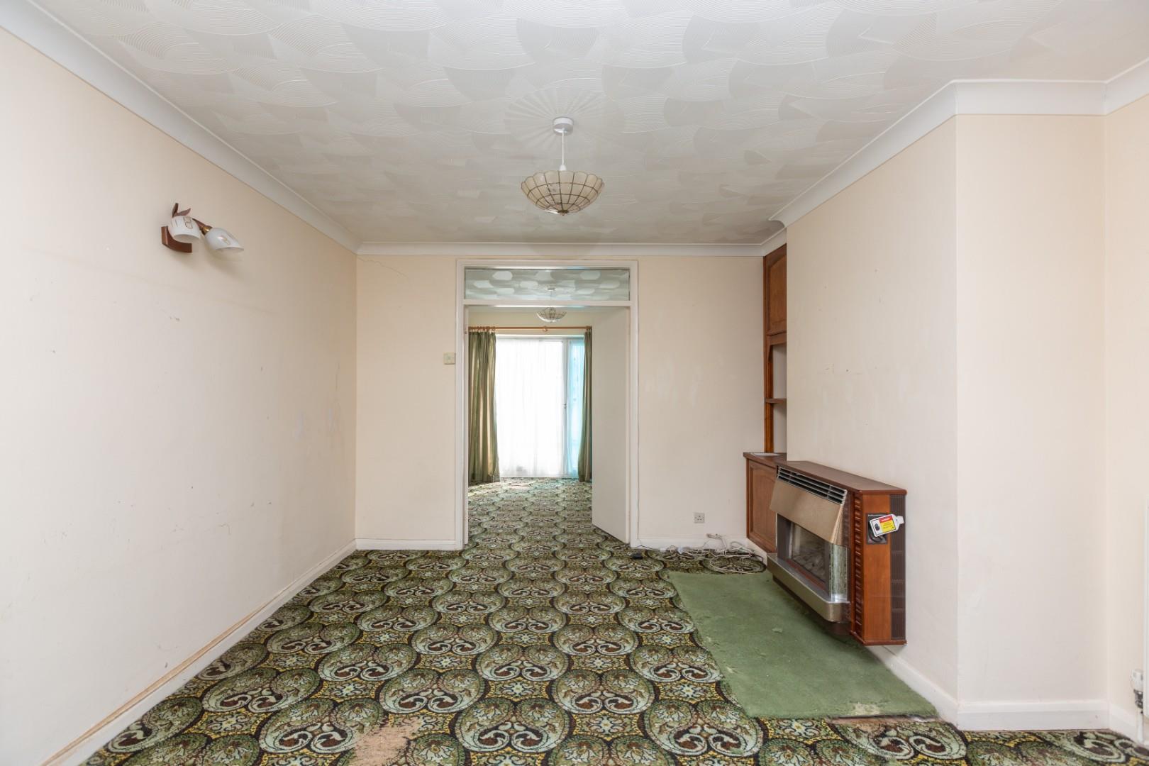 Browns Drive, Southgate, Swansea, SA3 2AE